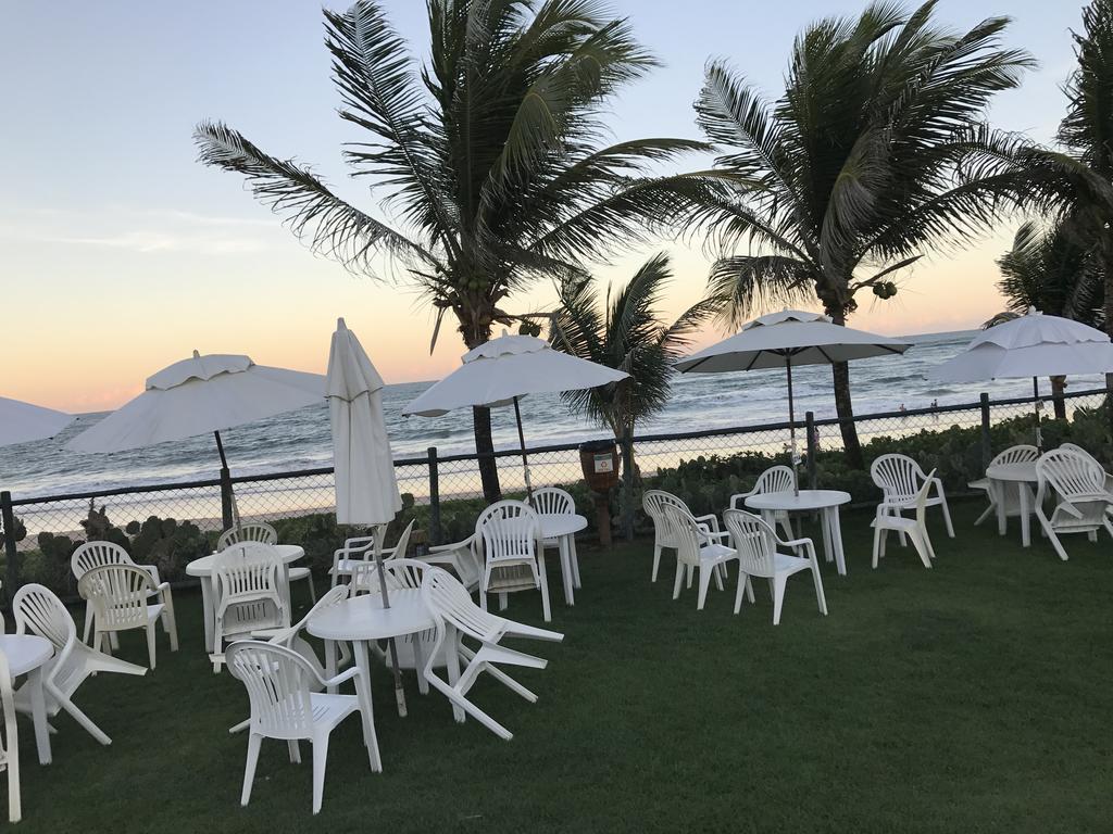 Flat Guarajuba Beira Da Praia Pe Na Areia エクステリア 写真