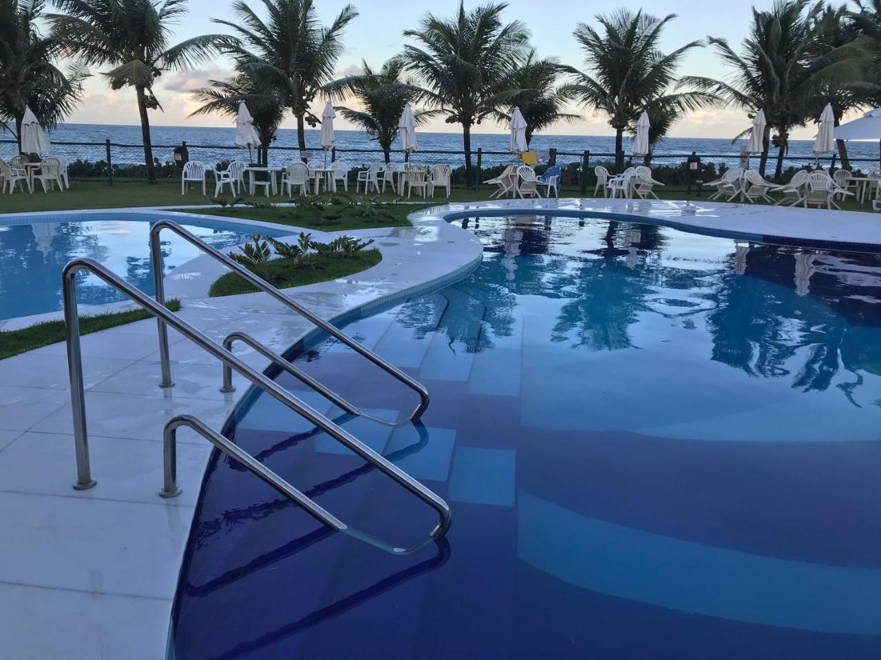 Flat Guarajuba Beira Da Praia Pe Na Areia エクステリア 写真